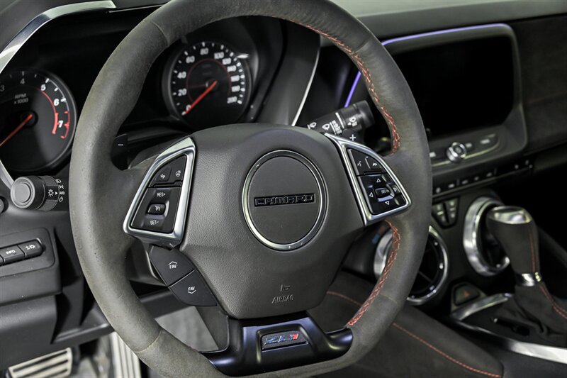 Used 2022 Chevrolet Camaro ZL1 RWD image 20
