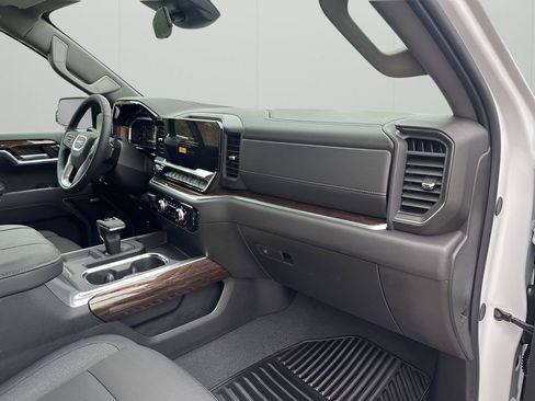 New 2026 GMC Sierra 1500 Elevation w/ Preferred Package image 14