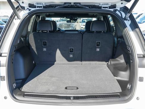 New 2025 Jeep Grand Cherokee Limited image 11