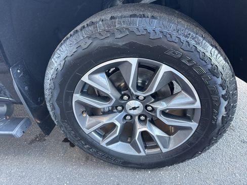Used 2020 Chevrolet Silverado 1500 RST AWD/4WD image 12