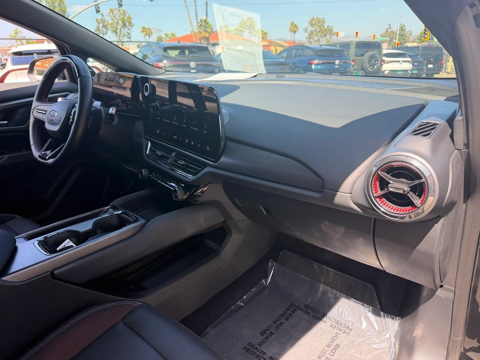 Used 2024 Chevrolet Equinox EV RS FWD image 22