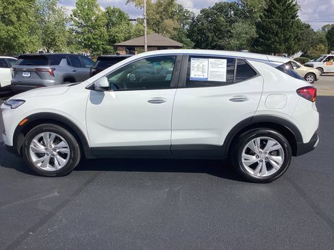 Used 2024 Buick Encore GX Preferred image 3