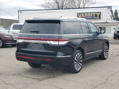 Certified 2023 Lincoln Navigator Reserve AWD/4WD image 6