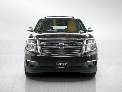 Used 2019 Chevrolet Suburban Premier w/ Premier Plus Edition AWD/4WD image 8