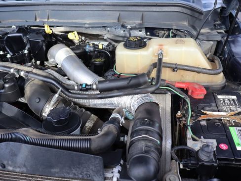 Used 2015 Ford F250 Lariat w/ Lariat Ultimate Package image 41