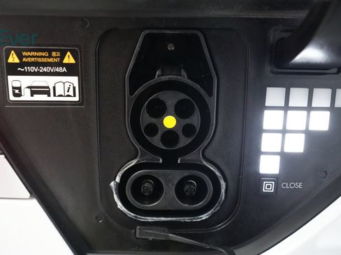 Used 2024 Hyundai Ioniq 5 Limited RWD image 10