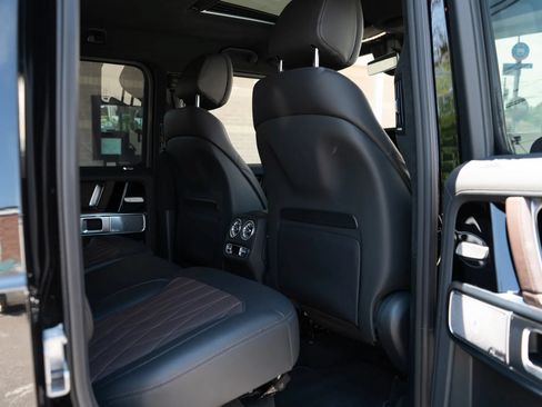 Used 2025 Mercedes-Benz G 63 AMG 4MATIC image 60