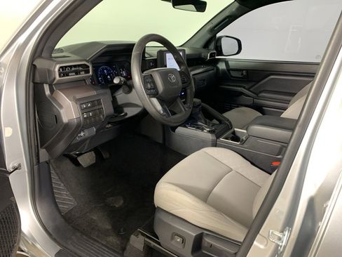 Used 2024 Toyota Tacoma SR5 image 29