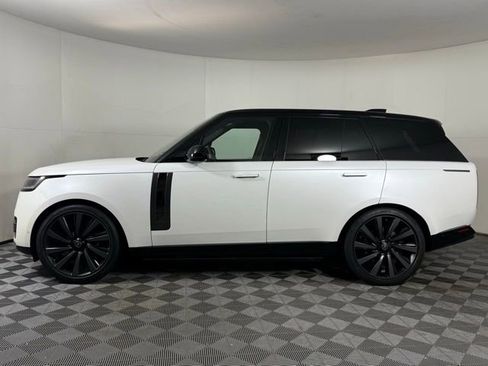 Certified 2025 Land Rover Range Rover SV image 3