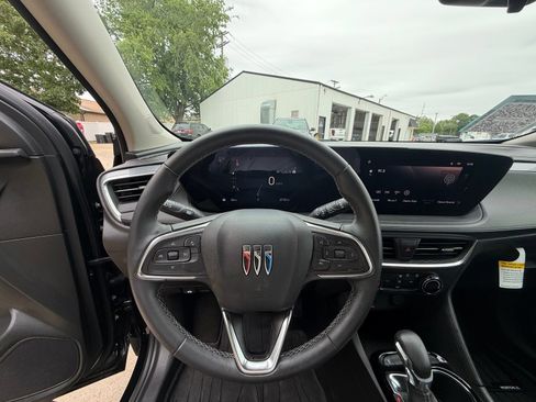Used 2024 Buick Encore GX Preferred FWD image 13