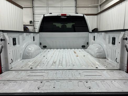 Used 2021 Ford F250 XLT image 6