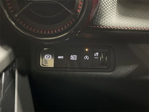 Used 2025 Chevrolet Equinox RS w/ Safety and Technology Package image 34