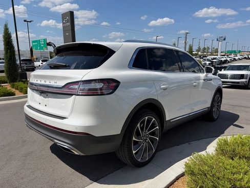 Used 2022 Lincoln Nautilus Reserve w/ Equipment Group 201A AWD/4WD image 4