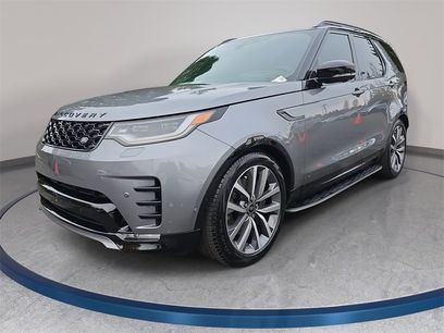 New 2025 Land Rover Discovery Dynamic SE