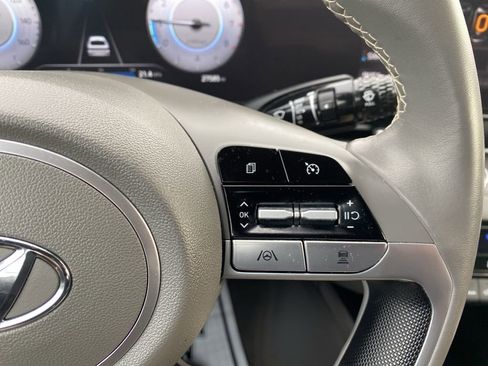 Certified 2023 Hyundai Elantra SEL w/ Convenience Package image 22