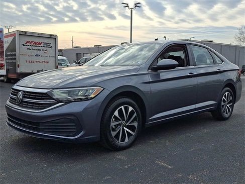 Used 2024 Volkswagen Jetta S image 6