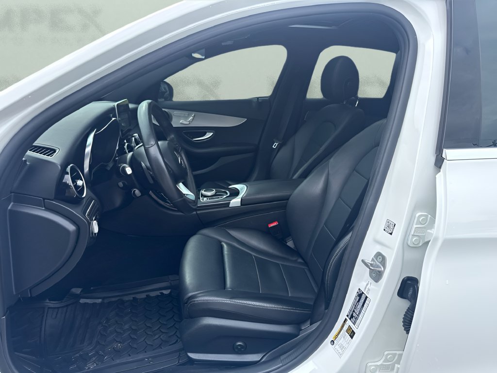 Used 2018 Mercedes-Benz C 300 Sedan image 9