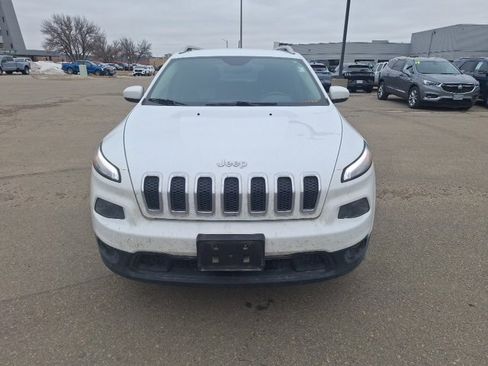 Used 2014 Jeep Cherokee Latitude w/ Comfort/Convenience Group image 4