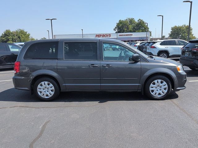 Used 2016 Dodge Grand Caravan SE w/ Quick Order Package 29E SE FWD image 8