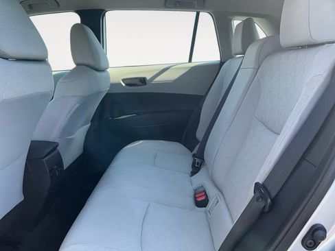 Used 2026 Toyota Corolla Cross L FWD image 19