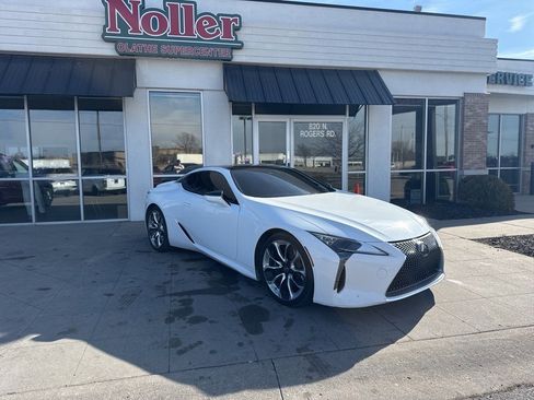 Used 2018 Lexus LC 500 Coupe w/ Sport Package image 2