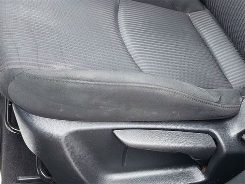 Used 2014 MAZDA MAZDA3 i Touring image 23