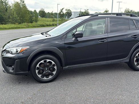 Used 2023 Subaru Crosstrek 2.0i Premium AWD/4WD image 11