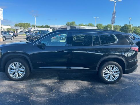 Used 2024 GMC Acadia Elevation AWD/4WD image 8
