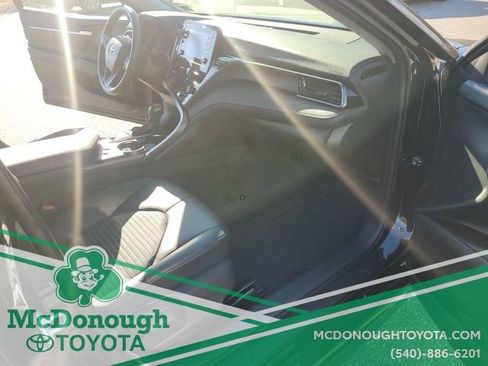 Certified 2022 Toyota Camry SE image 20