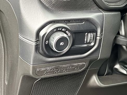 Used 2025 Jeep Wrangler Unlimited Rubicon AWD/4WD image 27