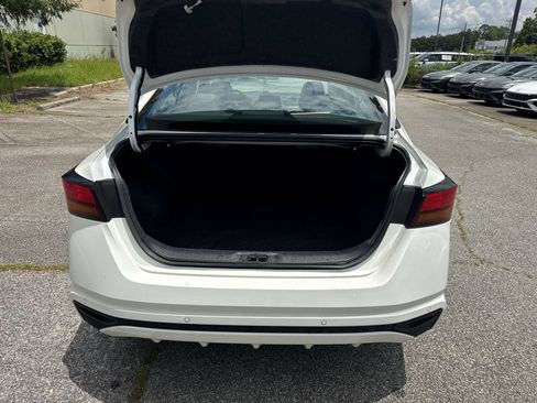 Used 2025 Nissan Altima 2.5 SV FWD image 18