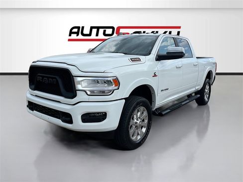 Used 2022 RAM 3500 Laramie image 3