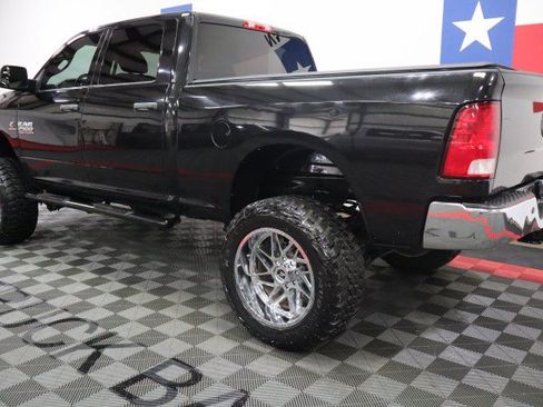 Used 2017 RAM 2500 Tradesman w/ Chrome Appearance Group AWD/4WD image 11