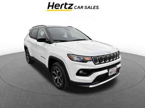 Used 2025 Jeep Compass Limited image 1