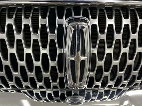 Used 2022 Lincoln Nautilus Black Label w/ Cargo Utility Package image 32