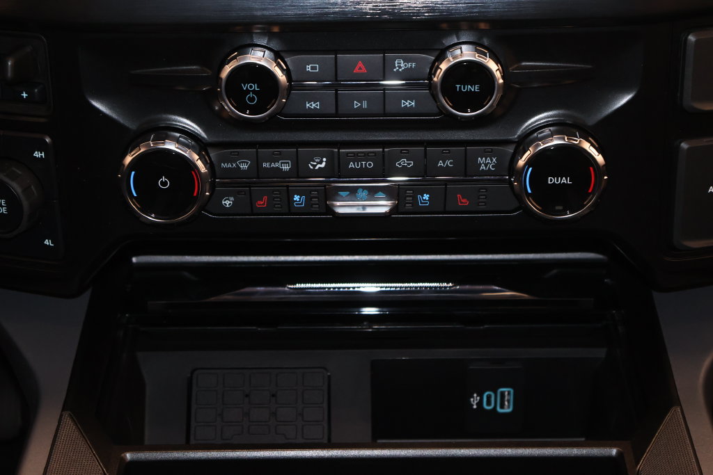 New 2027 Ford F450 Lariat AWD/4WD image 32