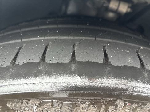 Certified 2025 BMW 740i image 30