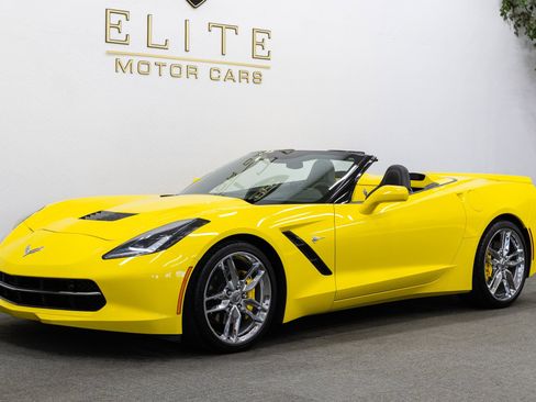 Used 2016 Chevrolet Corvette Stingray Convertible w/ 3LT Preferred Equipment Group image 1