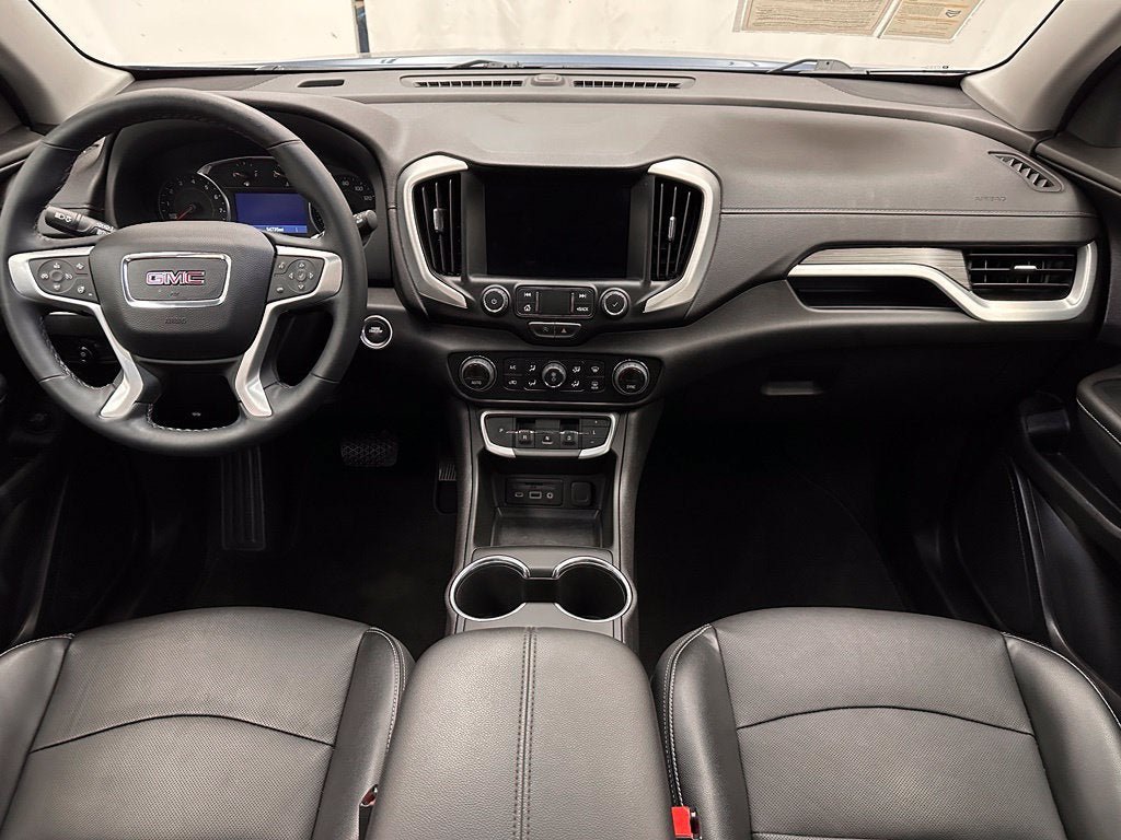 Used 2024 GMC Terrain SLT FWD image 7