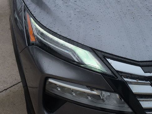 Used 2024 Nissan Rogue Platinum w/ Platinum Premium Package image 38