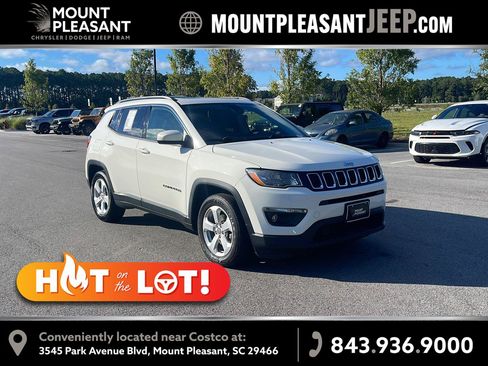 Used 2021 Jeep Compass Latitude w/ Sun and Sound Group FWD image 1