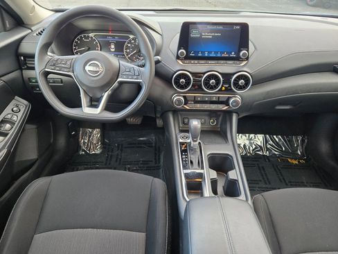 Used 2024 Nissan Sentra SV image 16
