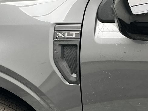 New 2025 Ford Maverick XLT w/ XLT Luxury Package image 30