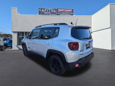 Used 2020 Jeep Renegade Latitude image 4