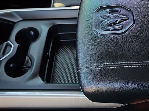 Certified 2019 RAM 1500 Laramie image 25