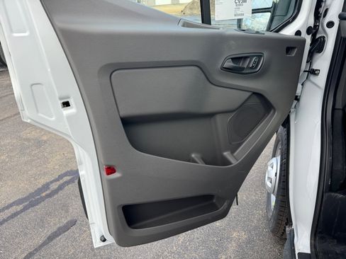 New 2026 Ford Transit 250 148 High Roof AWD image 24