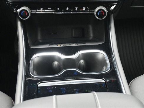 New 2026 Chevrolet Traverse Z71 w/ Driver Confidence Package image 24