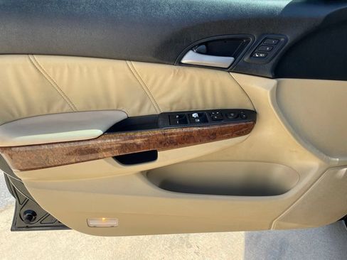 Used 2012 Honda Accord EX-L image 17