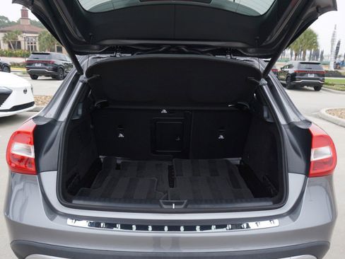 Used 2017 Mercedes-Benz GLA 250 GLA 250 image 37