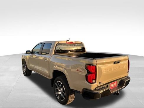 Used 2023 Chevrolet Colorado Z71 w/ Advanced Trailering Package AWD/4WD image 42